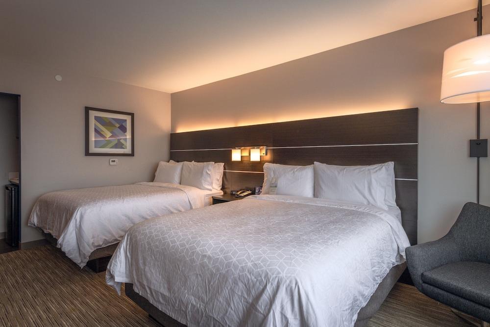 Holiday Inn Express & Suites - Tulsa Downtown - Arts District By Ihg Exterior photo
